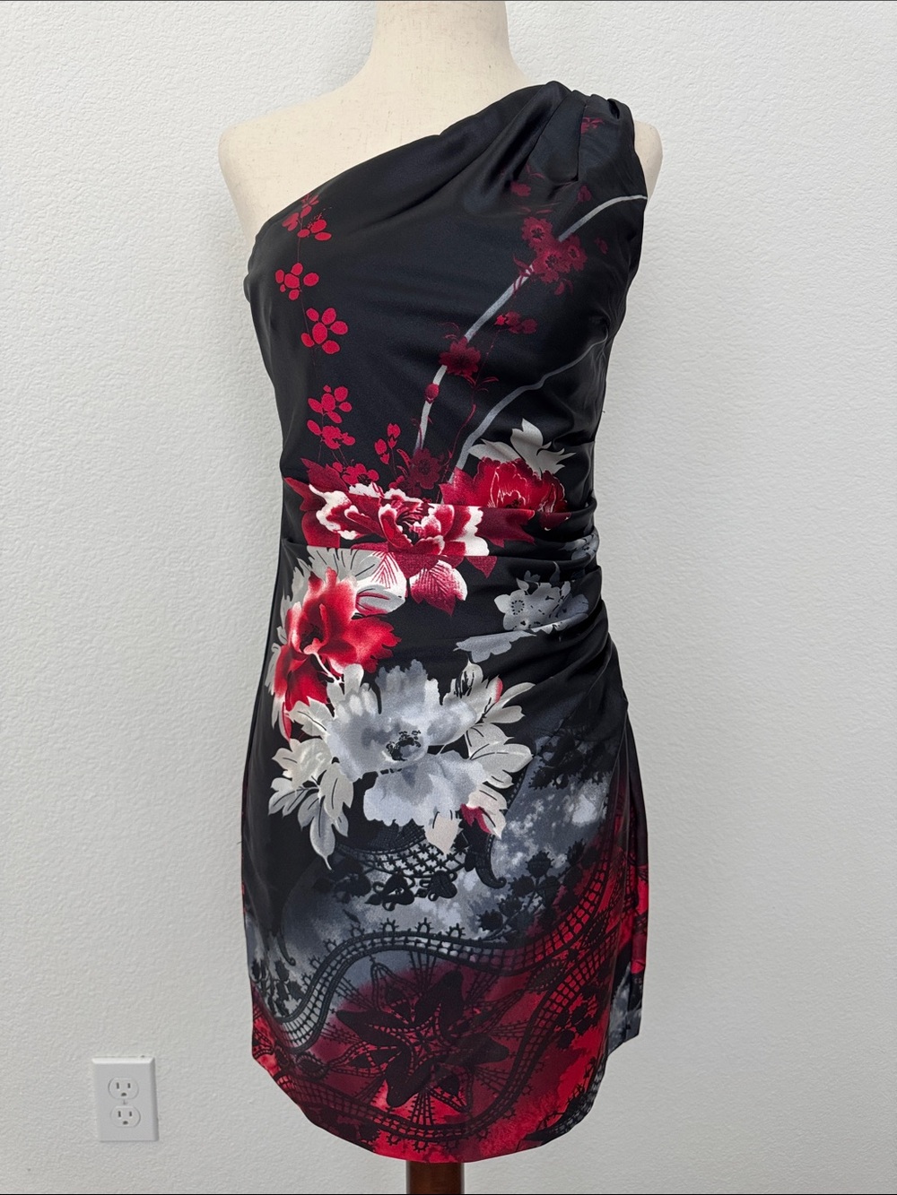 Speechless One Shoulder Satin Geisha Mini Dress Black Floral Midnight Cocktail 3